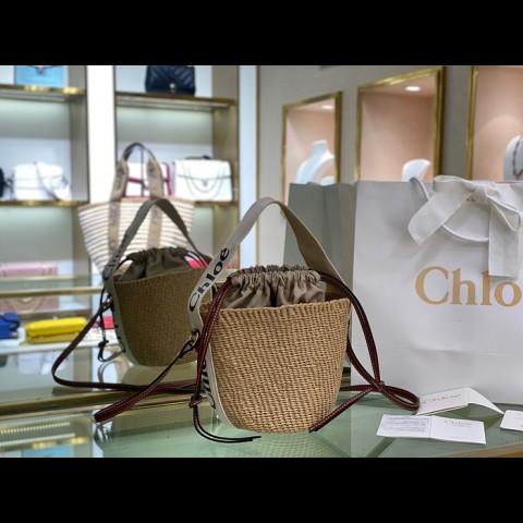 chl*e 라탄 우디 바스켓백