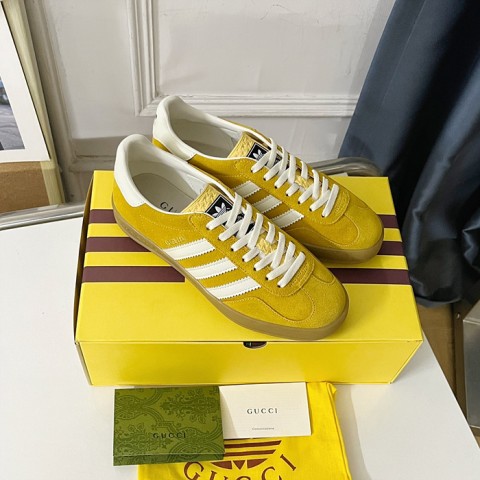 23ss gucc* x adida* 가젤 스니커즈