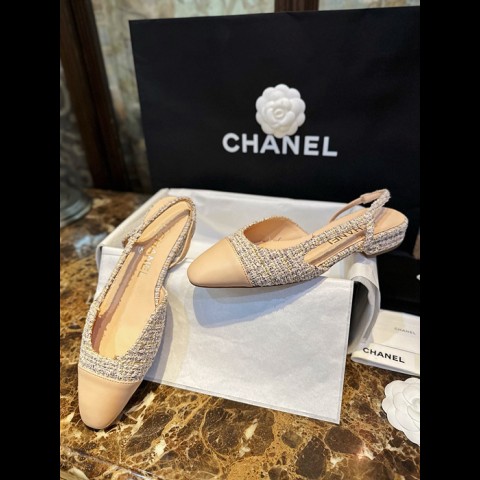 cc 트위드 슬링백