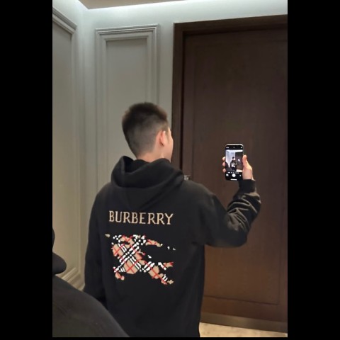 burber*y EKD 후드 집업