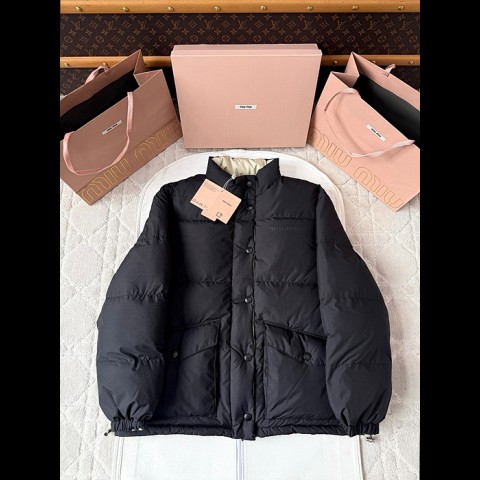 miu mi* 리버서블 테크니컬 퐁제 다운 재킷