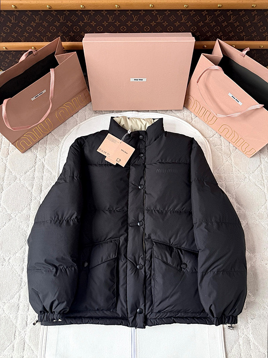 miu mi* 리버서블 테크니컬 퐁제 다운 재킷