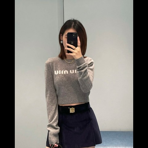 miu mi* 니트