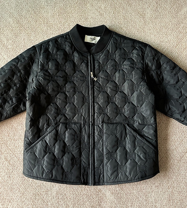 celin* 라이트 나일론 트리옹프 자수 퀼티드 테디 재킷