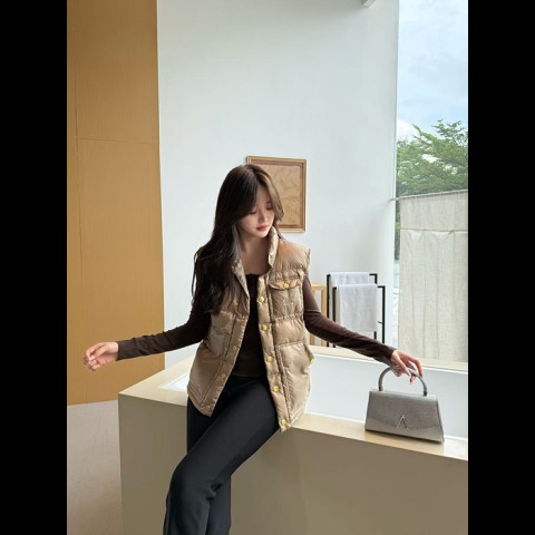 celin* 패딩 베스트