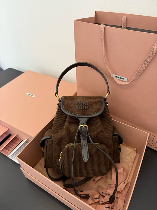 miu mi* 엠보싱로고 코듀로이 및 가죽 백팩 미디움, 라지 [정품급]