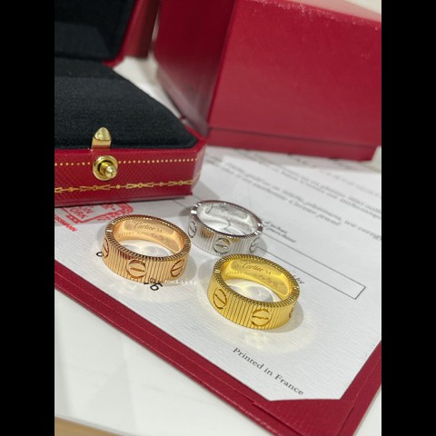 러브 언리미티드 링