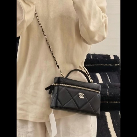 25k 빅 퀼팅 탑핸들 베니티 체인백