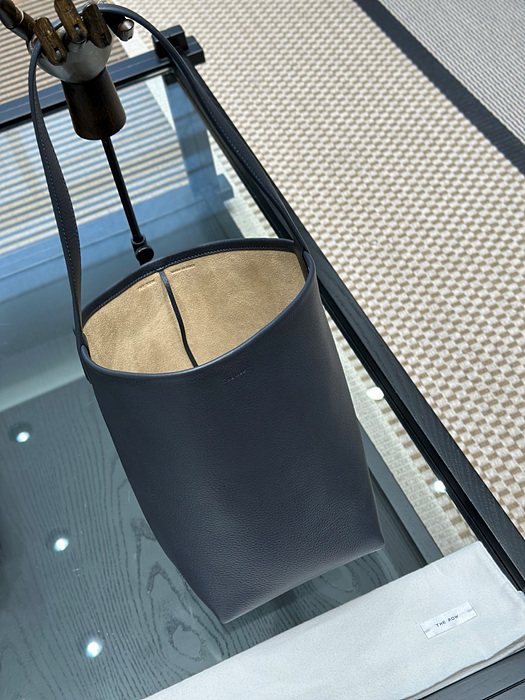 the row n/s 파크백 미디움 [정품급]