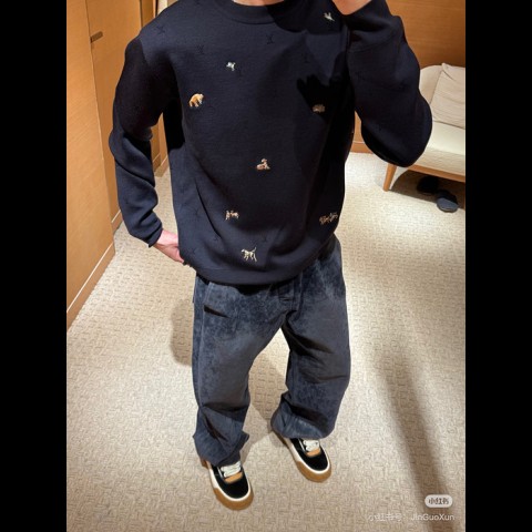 lv 애니멀 풀오버 라운드 스웨터